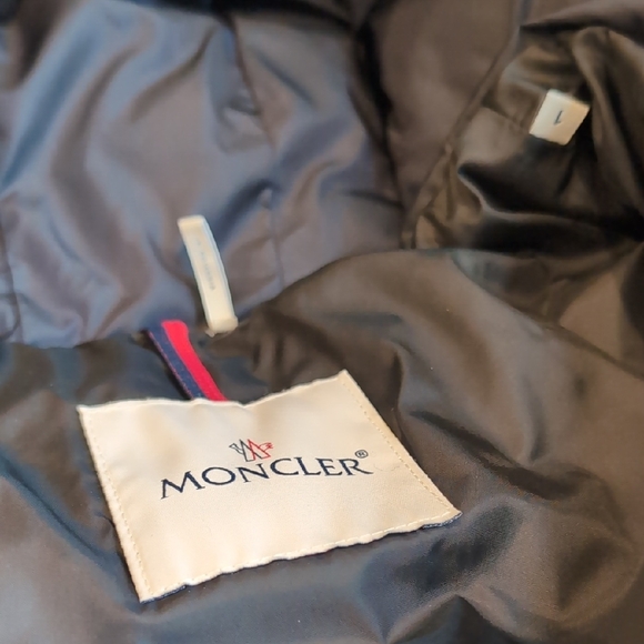 Moncler Navy Down Jacket - Picture 6 of 14